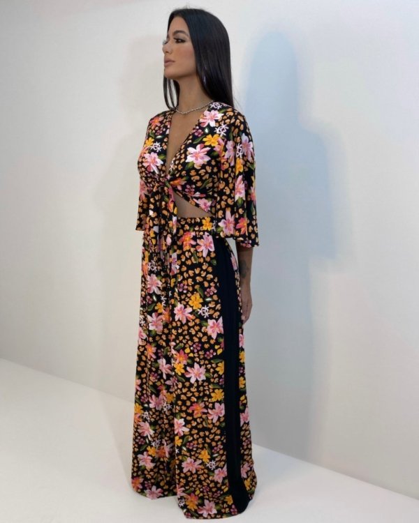 Cropped Maria - Primavera Fundo Preto