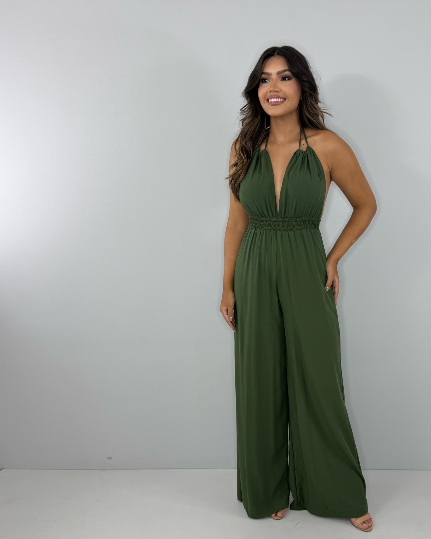 Macacão Carla - Verde Militar - Image 1